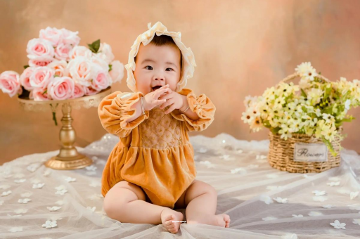 六盘水宝宝多大可以吃水果